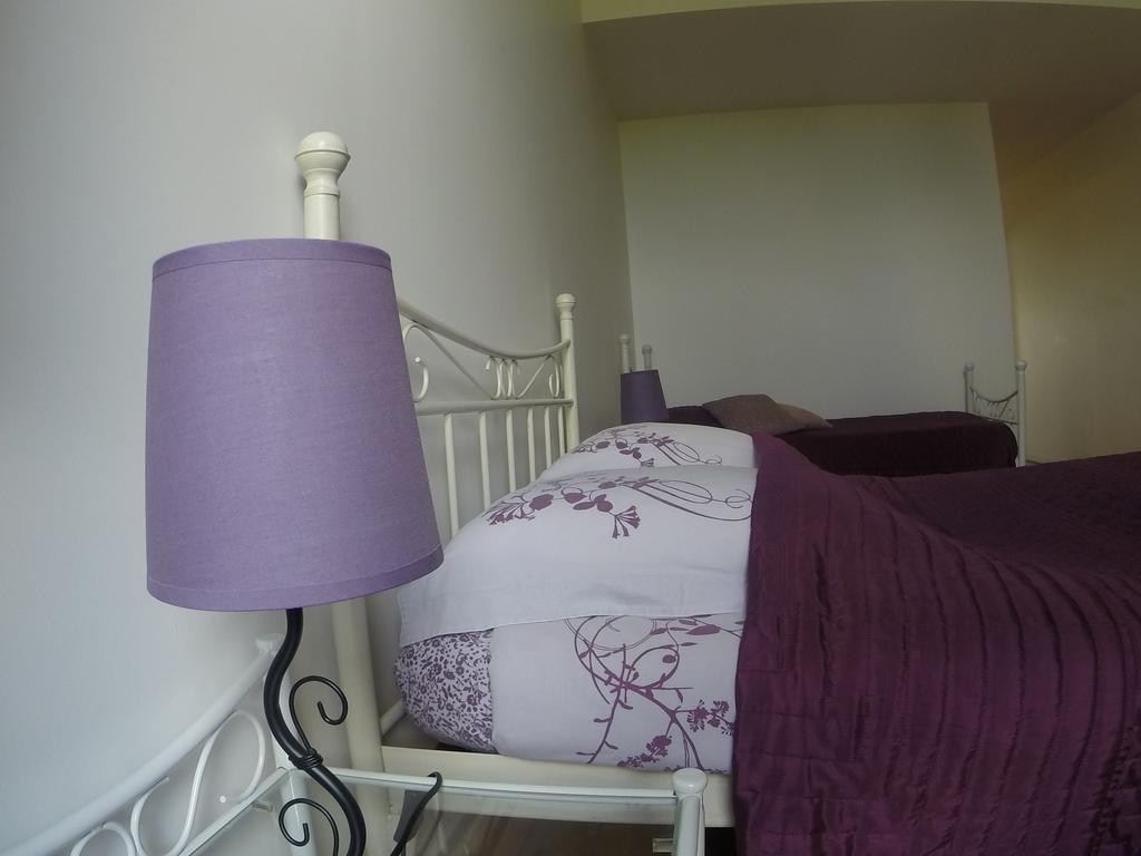 Chambres D'Hotes La Rive Mortagne-sur-Gironde Room photo