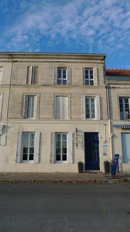 Chambres D'Hotes La Rive Mortagne-sur-Gironde Exterior photo